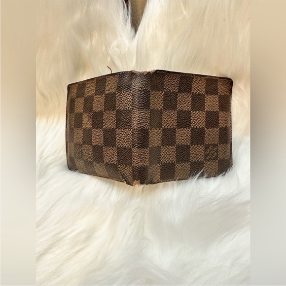 AUTHENTIC LOUIS VUITTON BIFOLD WALLETS 💙🧡❤️ - Picture 2 of 5